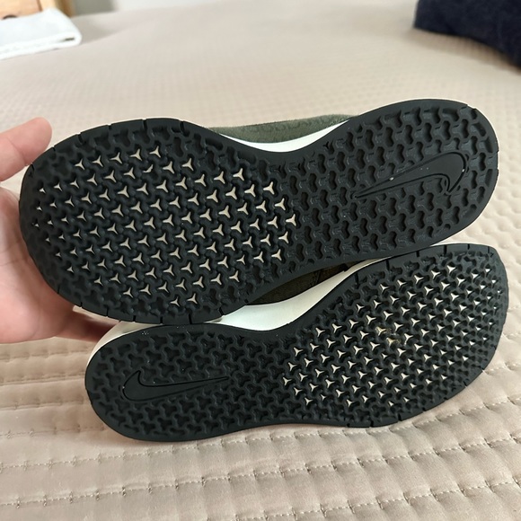 Nike SB Air Max Janoski 2 Premium - Picture 8 of 11